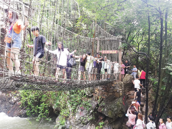 1594610967192653.jpg 索道步步驚心2.jpg